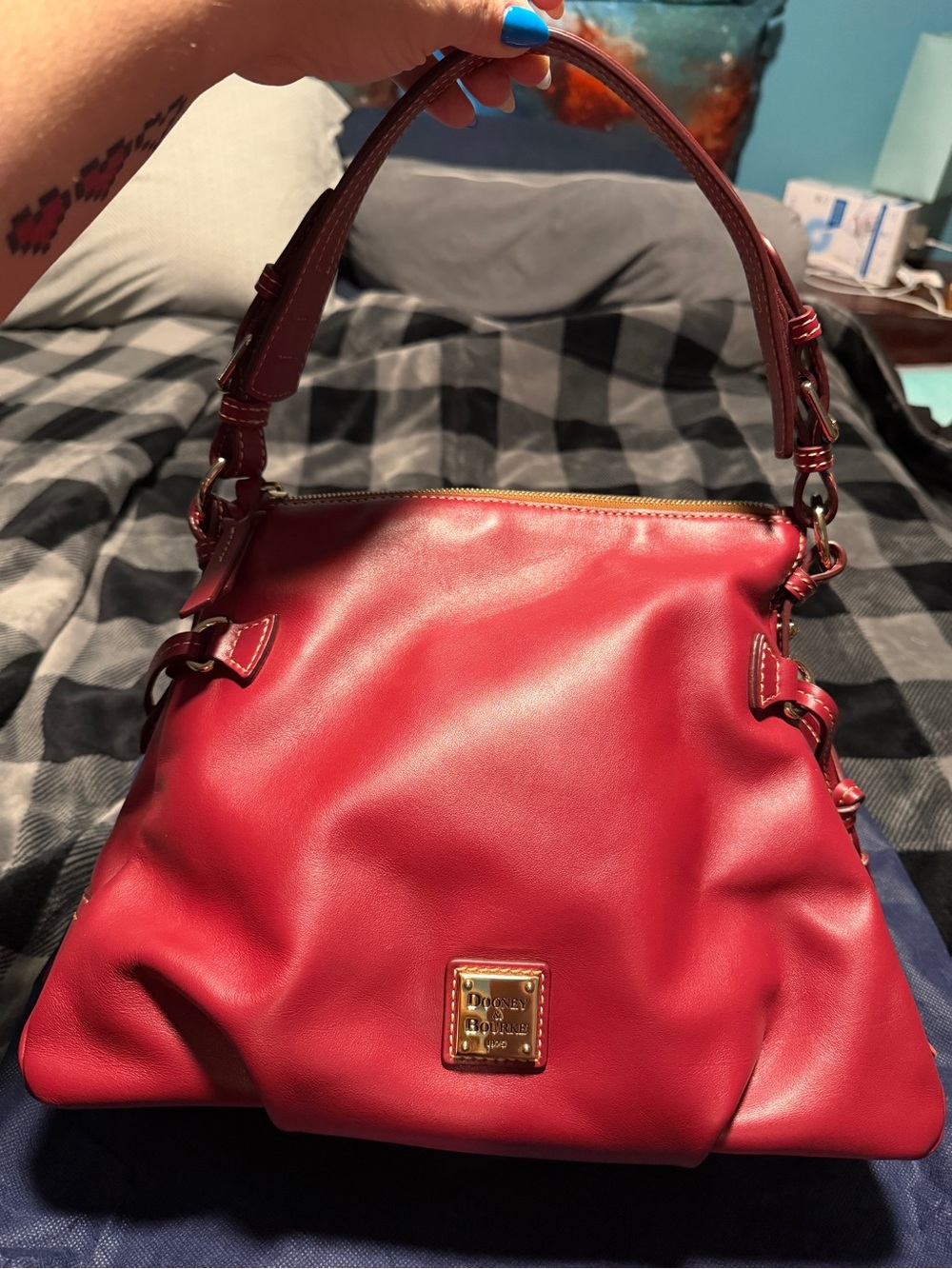 Dooney & Bourke Wexford Teagan Red Leather Shoulder Bag EUC
